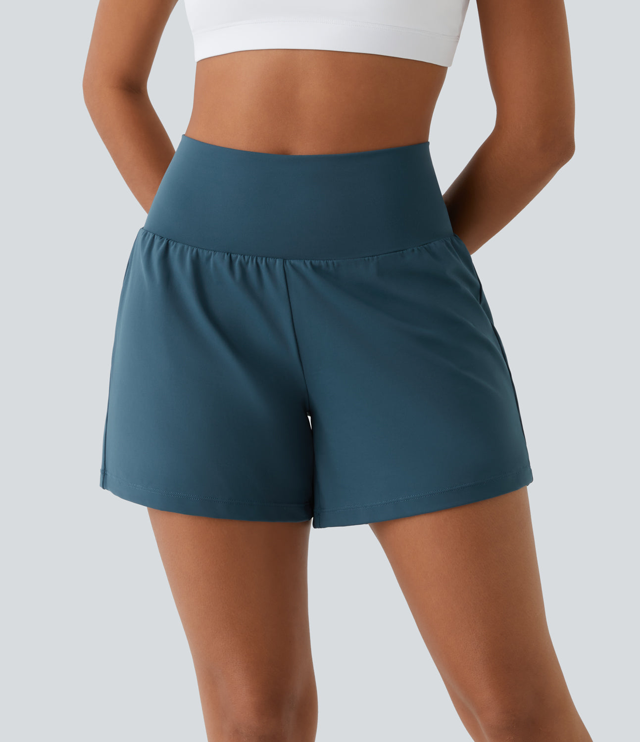 Hilara™ | Short de yoga 2-en-1 taille haute avec poche arrière et poches latérales